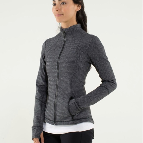 Lululemon Forme Jacket II *Textured - Picture 2 of 15